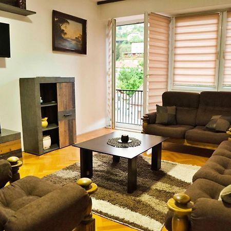 Vijecnica View 2Bdr Apartment With Balcony - Best Location Σαράγεβο Εξωτερικό φωτογραφία